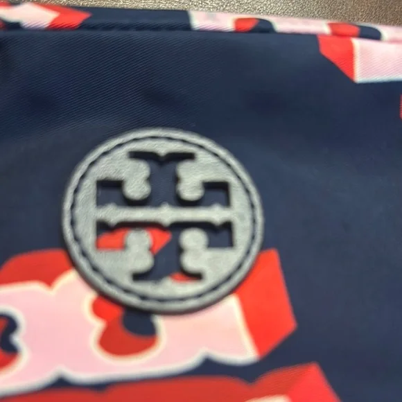 EUC Authentic Tory Burch Navy and Pink logo Cosmetic Bag - Picture 3 of 10